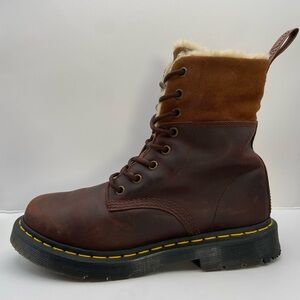 Dr. Martens 1460 Women’s WinterGrip Faux Fur Lined Boots Size 9